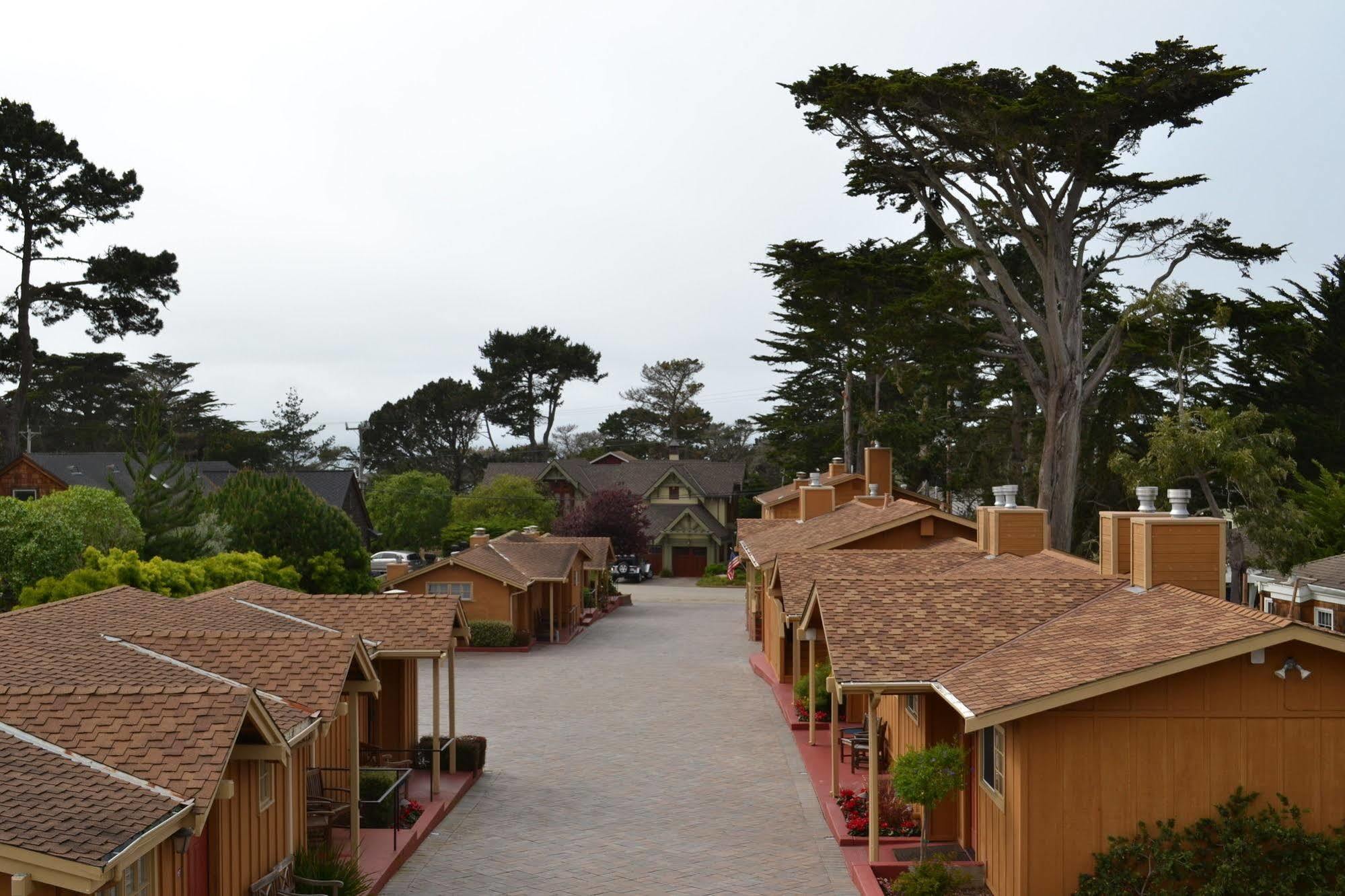 Sunset Inn Pacific Grove Exterior photo